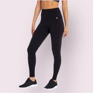 Bally Total Fitness Women's Mid Rise Tummy Control Legging in Black
